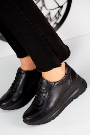 Кросівки LOOK чорна ш. 7979