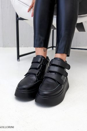 Кросівки Velcro чорні 8101