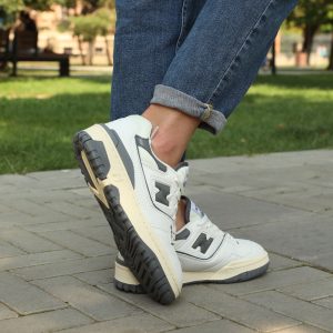 Кросівки спортивні жіночі шкіряні 586699 Білі